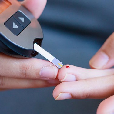 £183,000 grant was made in 2020 to sponsor a post-graduate research assistant CCTMIH, working on the HyFaCol project to develop an innovative wound dressing that can both manage infection and promote accelerated healing.